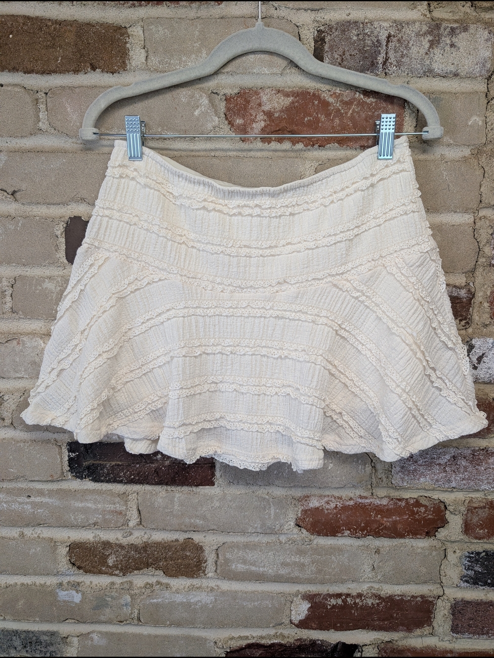 Textured Cream Ruffled Mini Skirt